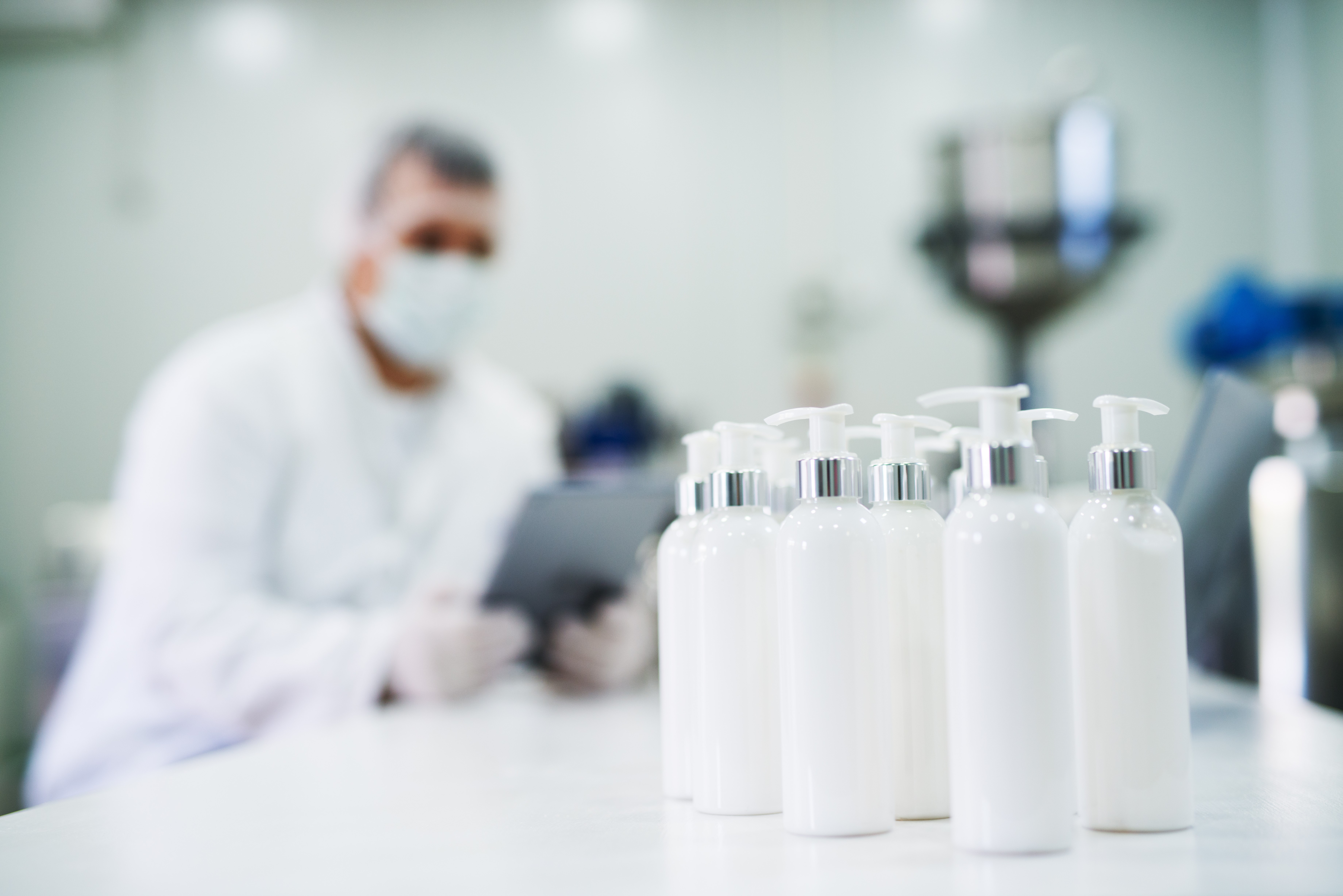 Accelerating Collaboration: 3 Ways to Drive Productivity Across Consumer Product Supply Chains in 2024